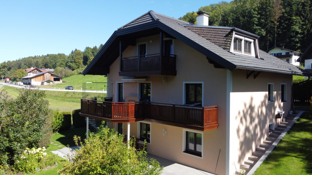 Haus Ferienwohnung Front